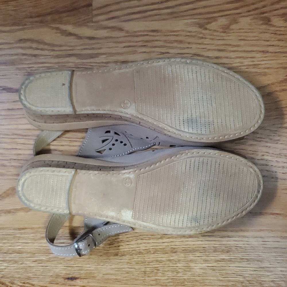 Spring Step Slingback Wedge Sandals - Picture 3 of 3